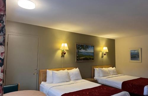 Lake George Hotel | Mohican Resort Motel, Conveniently located to all Lake George attractions