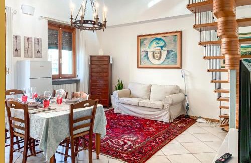 Santa Rita Apartment | Molino Passion 90 Style