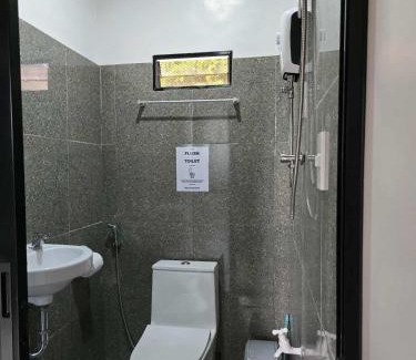 Moalboal House | Mollucan Suite Moalboal