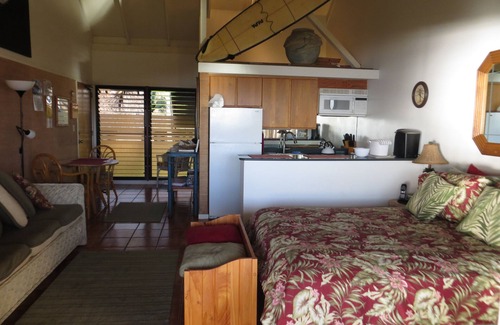 Maunaloa Condo | Molokai Premium Oceanfront Kepuhi Beach Resort Disc Rates