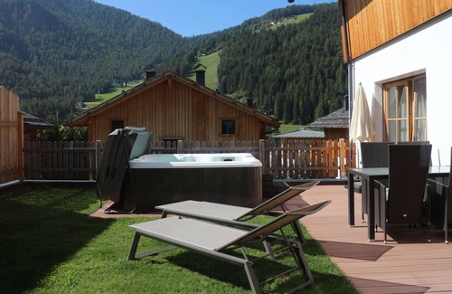 Mareo Apartment | Moltina with private sauna and jacuzzi