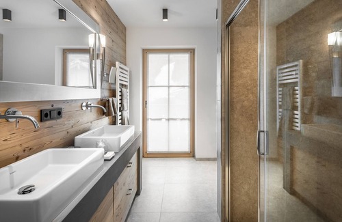 Mareo Apartment | Moltina with private sauna and jacuzzi