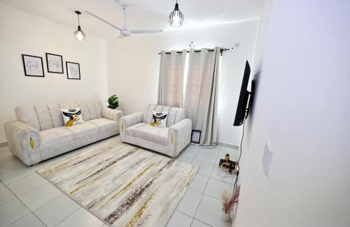 Manyimbo Apartment | Mombasa 2 BRM Modern Apartment Buxton Point