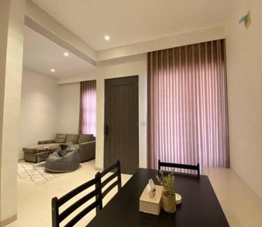 Batam House | Monde Residence I no 6 Batam Centre