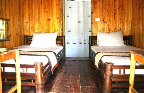 Cat Hai Hostel | Monkey Island Resort