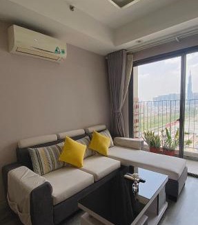 Thao Dien Bed & Breakfast | MonMon Apt - Masteri Thao Dien - 2BR - Firework & Landmark 81 view