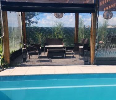 Tandil House | Monoambiente con pileta y pergola a Minutos del Centro