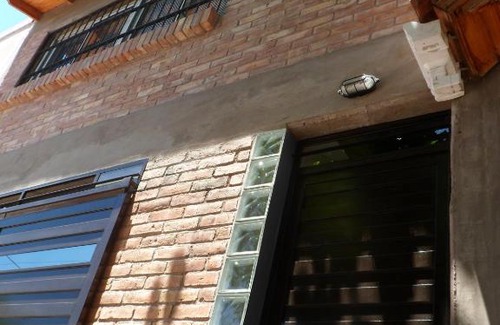 Mendoza Apartment | Monoambiente Luminoso y Tranquilo