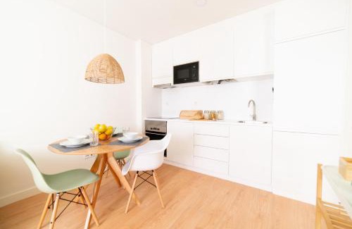 Santo Condestavel Apartment | Monsanto Hill House - NO. 565 1E