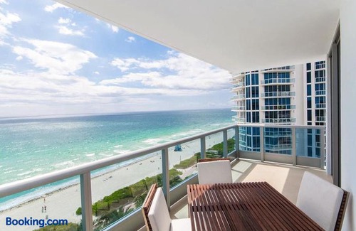 North Beach Apartment | Monte Carlo by Miami Ambassadors