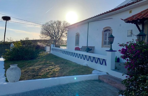 Almodovar Bed & Breakfast | Monte dos Três Moinhos
