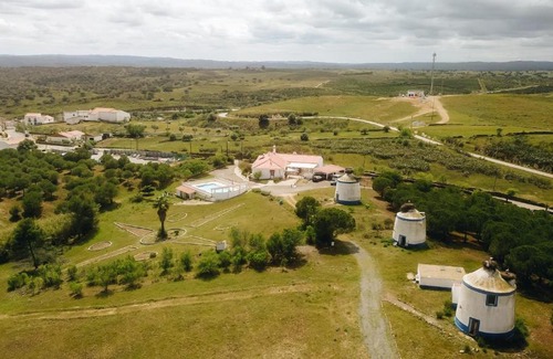 Almodovar Bed & Breakfast | Monte dos Três Moinhos