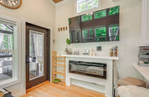 Monteagle Cabin | Monteagle Cabin w/Swim Spa, Sauna & Fire Pit!