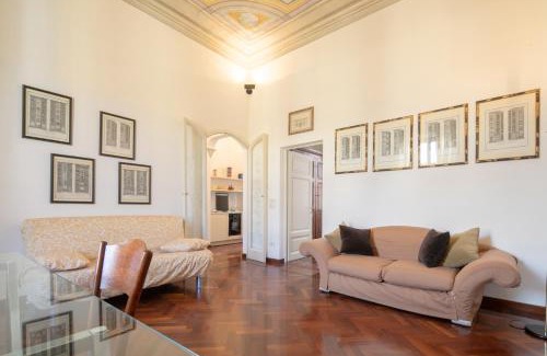 Santa Maria Novella Apartment | Montebello Elegant by Mmega