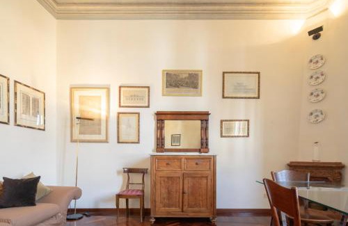 Santa Maria Novella Apartment | Montebello Elegant by Mmega
