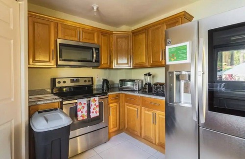 Montego Bay House | Montego Bay Three-Bedroom Townhouse Near Beach With Pool & Free Airport Shuttle