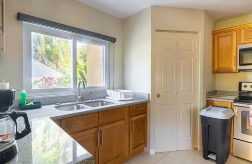 Montego Bay House | Montego Bay Three-Bedroom Townhouse Near Beach With Pool & Free Airport Shuttle