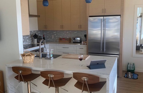 Castroville House | Monterey Dunes Beachfront , just steps away from your deck! Book now without waiting!