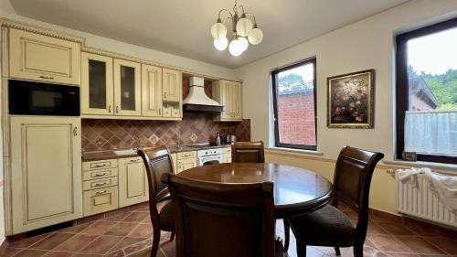 Itzehoe Apartment | Monteur Unterkunft Itzehoe freistehendes Haus mit Garten & WLAN