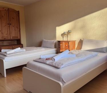 Osnabrueck Apartment | Monteurwohnung Osnabrück 3-Zimmer mit Balkon