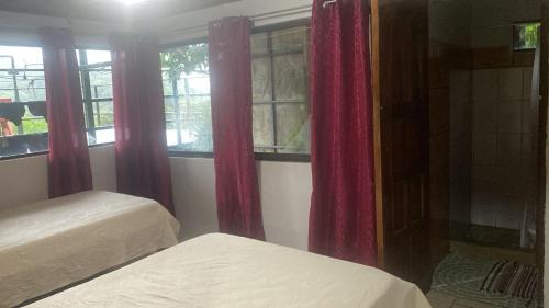 Santa Elena Hostel | Monteverde Monkey Hostel
