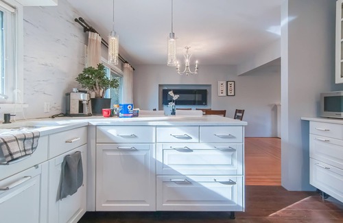 Dunbar House | [Monthly 30% OFF] Classic Luxury 3 BDR 2 BATH with Bidet House Near UBC Campus
