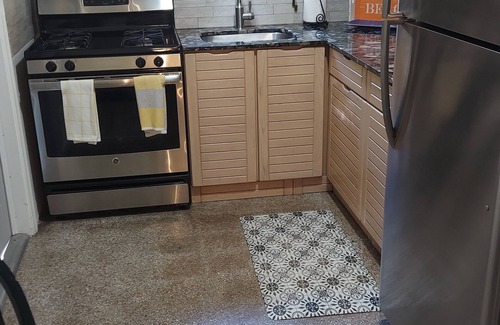 Delray Beach Condo | Monthly-Weekly Disc: Large 1BR, Walk to Ave & Beach, Beautiful, Salt Pool