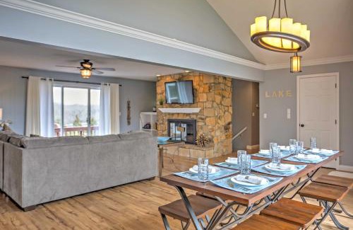 Mill Springs House | Monticello Home with Multi-Level Deck on 2 Acres!