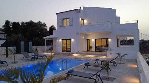 Daratsos Villa | Montis villa sea view heated pool