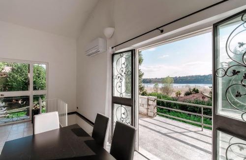 Montorfano House | Montorfano Garden & Lake View by Quokka 360 - Villa near Lake Como