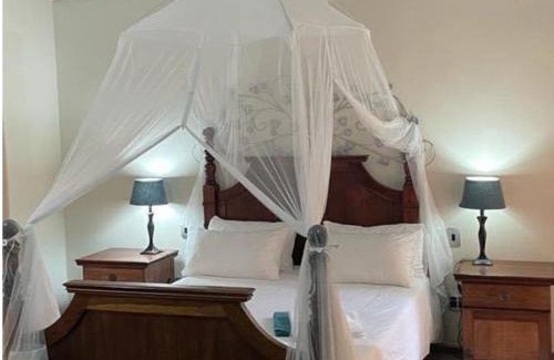 Erongo House | Moon Landscape Self Catering