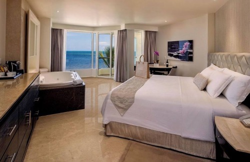 Alfredo V. Bonfil Resort | Moon Palace - Cancun - Palace Elite Membership – ALL INCLUSIVE!
