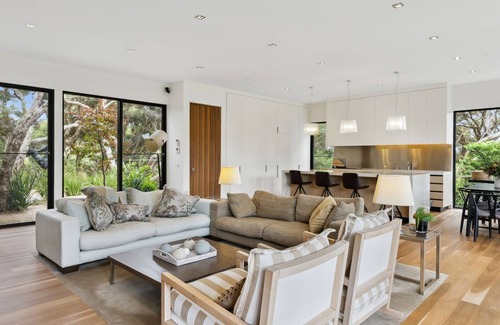 Portsea House | Moonah Pool and Spa Retreat Portsea