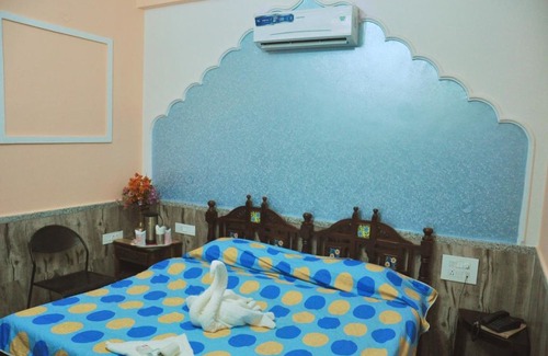 Jaipur Hotel | Moonlight Homestay & Hostel