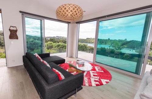 Tutukaka House | Moonlit Knights - Tutukaka Holiday House