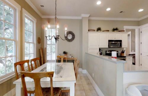 Folly Field House | Moonshell