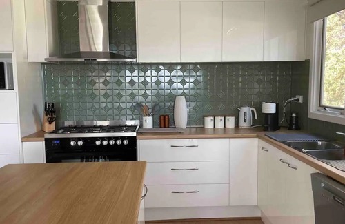 Guilderton House | Moore to Sea - Spectacular views in stylish comfort.