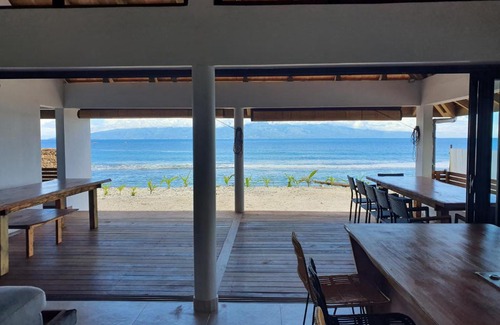 Temae House | MOOREA - Fare Coraline