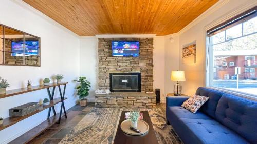 Lakeside Park Hotel | Moose and Maple Lodge
