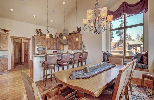 The Highlands House | Moose Crossing-Luxury Amenities-Peaceful Location-Mountain Views-Great Rates
