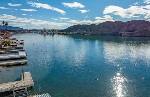 Moovalya Keys House | Moovalya Keys Riverfront Room for all