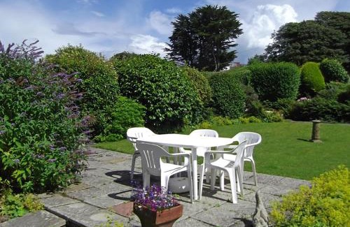 Criccieth House | Mor Edrin