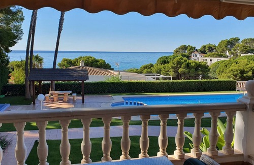 Moraira Apartment | Moraira, beachfront area, unbeatable.