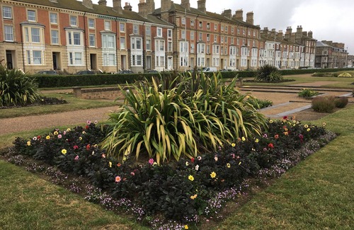 Lowestoft Apartment | Moray Beachview is a Suffolk coast beach apartment