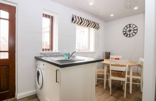 Macduff House | MORAY VIEW, pet friendly, country holiday cottage in Macduff
