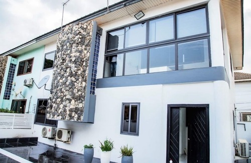 Teshie House | Mordern 4bedroom in East airport+Gated community