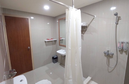 Palmerah Hotel | Moritz Hotel Rsab Harapan Kita