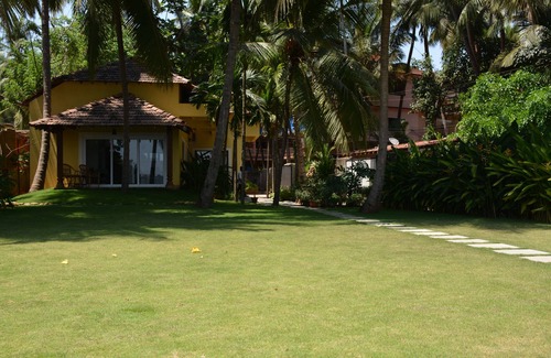 Saunta Vaddo Villa | MORJIM RIVER VILLA - 180 DEGREE VIEW VILLA