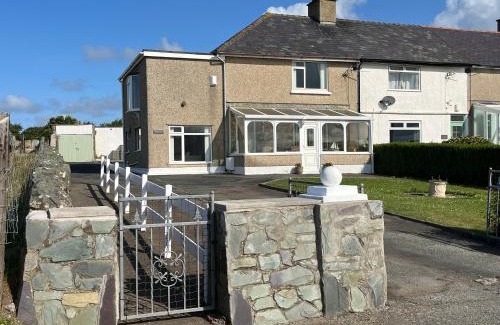 Ty Croes House | Morlais Voice of the Sea