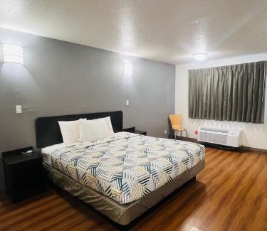 Brinkley Hotel | Motel 6-Brinkley, AR